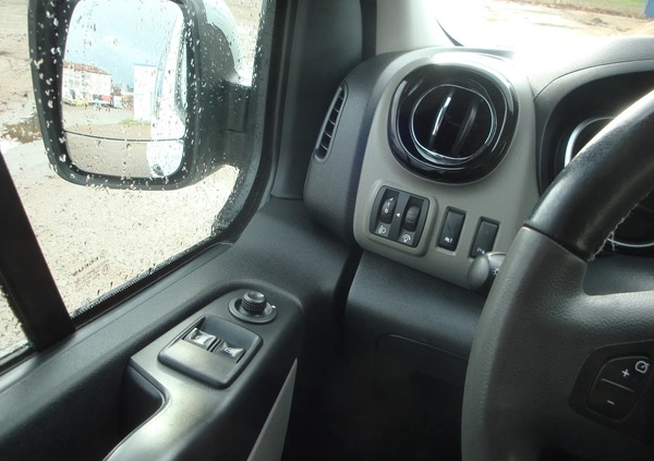 Renault Trafic cena 77000 przebieg: 217500, rok produkcji 2017 z Żuromin małe 137